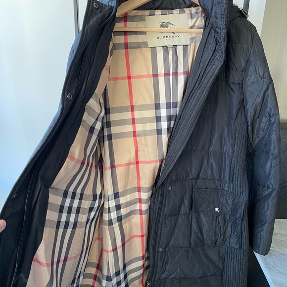 Burberry hooded puffer coat shop